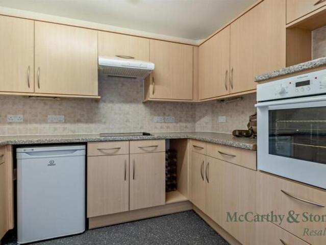 Apartment for sale in Worthing, West Sussex