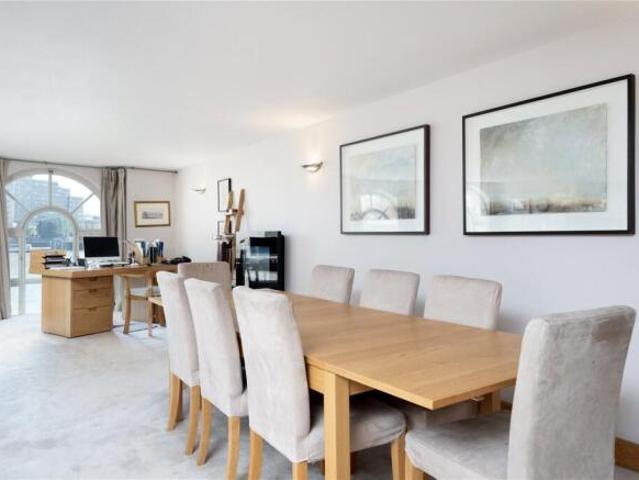 Apartment for sale in Cat Hill