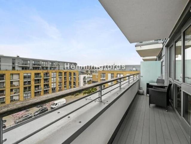 Apartment for sale in Cat Hill