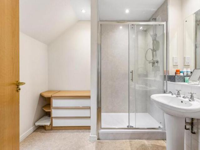 Apartment for sale in Anniesland, Scotland