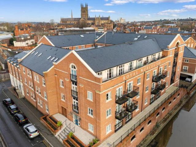Apartment for sale in Chelmondiston, Suffolk
