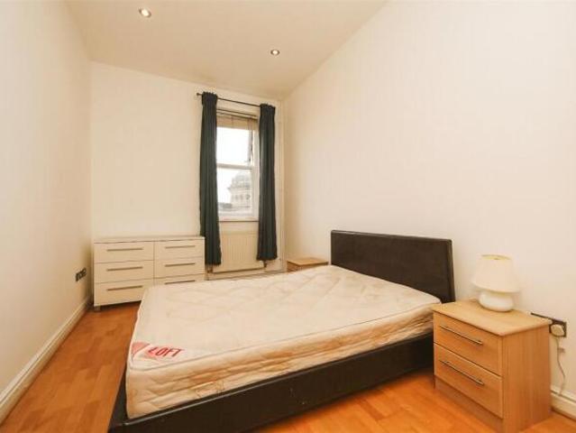 Apartment for sale in Calderstones