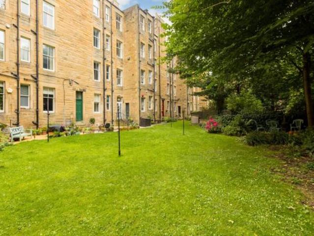 Apartment for sale in Marchmont, Scotland