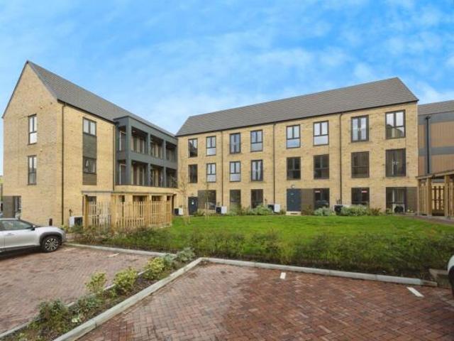 Apartment for sale in Folkestone