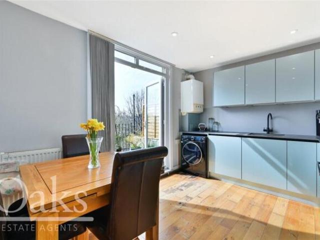 Apartment for sale in West Norwood, Greater London