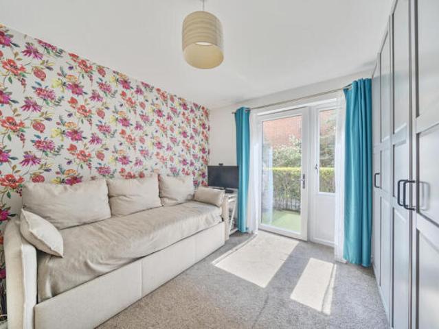 Apartment for sale in London Borough of Merton, Mitcham