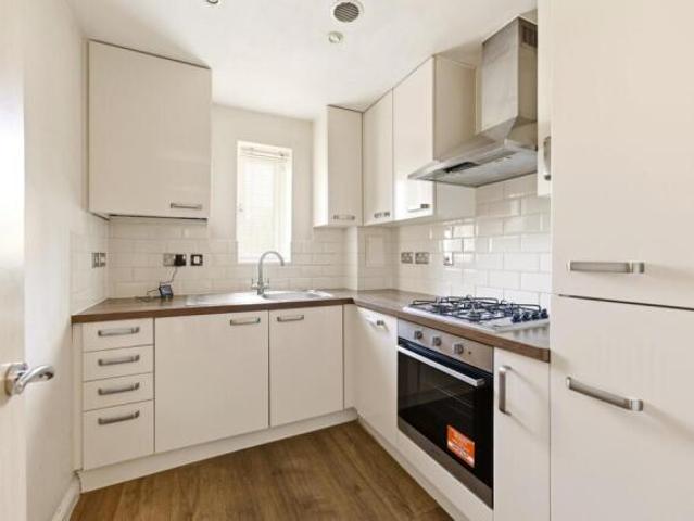Apartment for sale in Frogmore, Five Acres