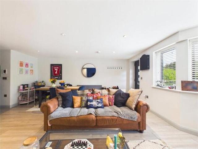 Apartment for sale in Bristol, West of England