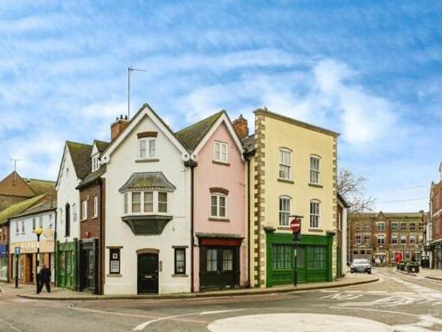 House for sale in Aylesbury
