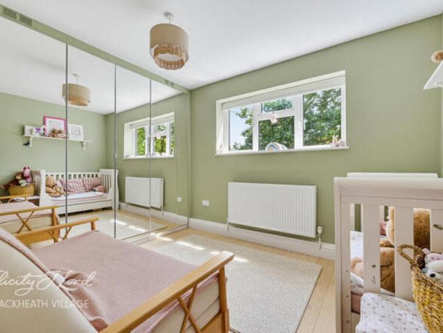 Apartment for sale in Cat Hill