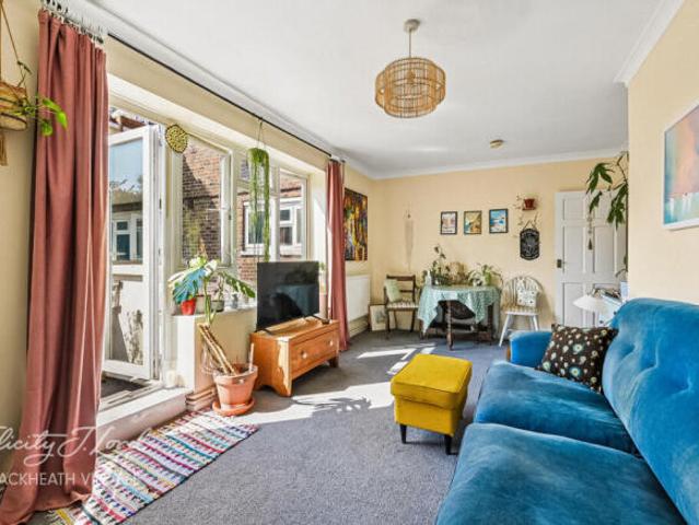 Apartment for sale in London Borough of Lewisham, Blackheath
