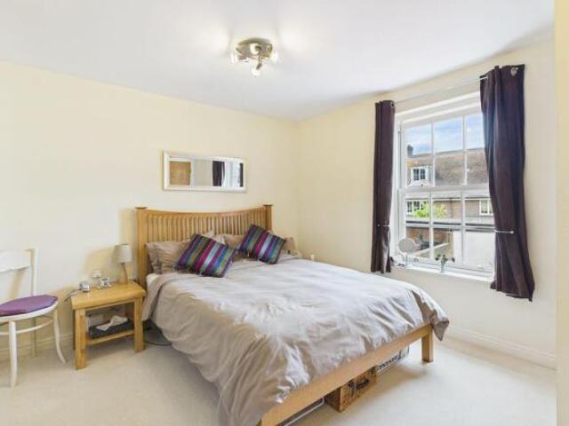 Apartment for sale in Brook Street, Bourne Vale