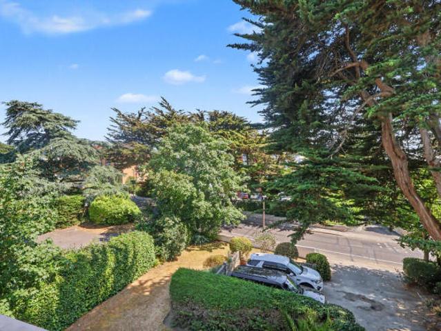 Apartment for sale in Sandbanks, Poole