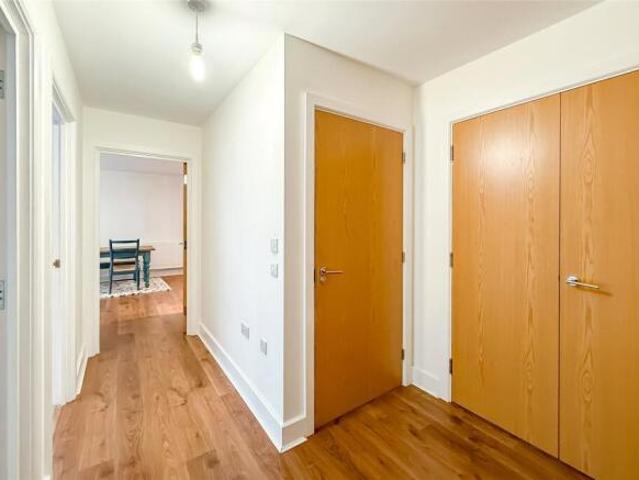 Apartment for sale in Five Acres, Hertfordshire