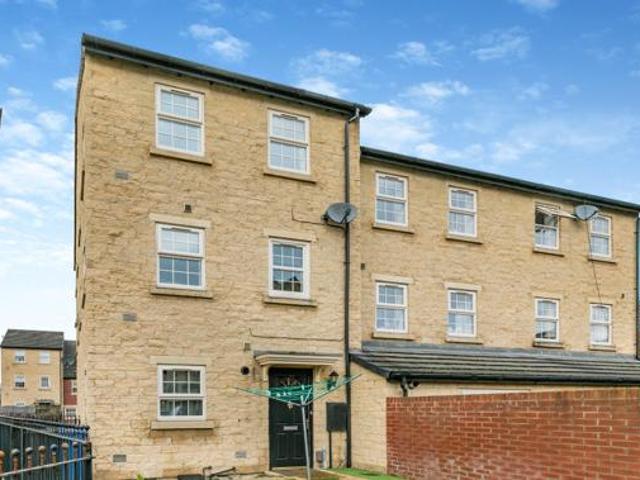 House for sale in Wombwell, South Yorkshire