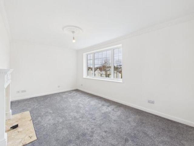 Apartment for sale in Wotton Pitch, Gloucester