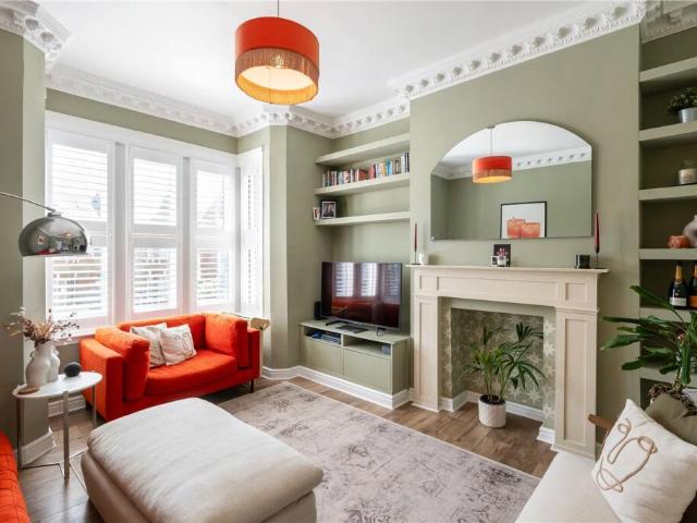 Apartment for sale in East Dulwich