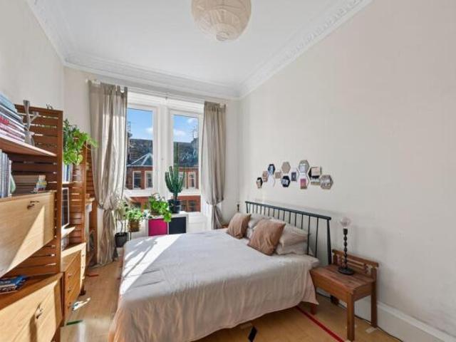 Apartment for sale in Battlefield, Glasgow