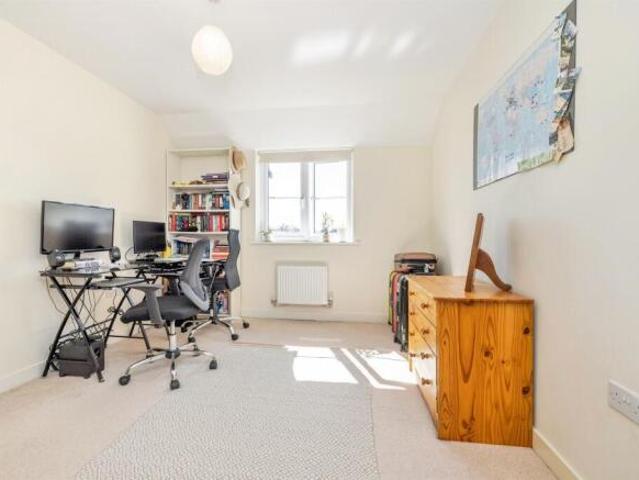 Apartment for sale in Kingswood, North Watford