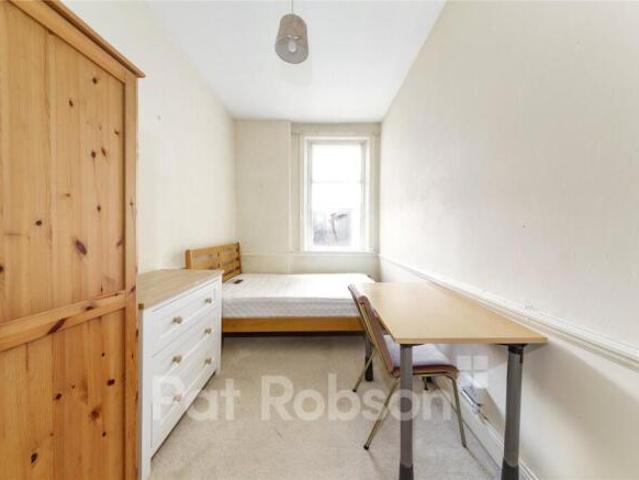 Apartment for sale in Jesmond, Tyne And Wear