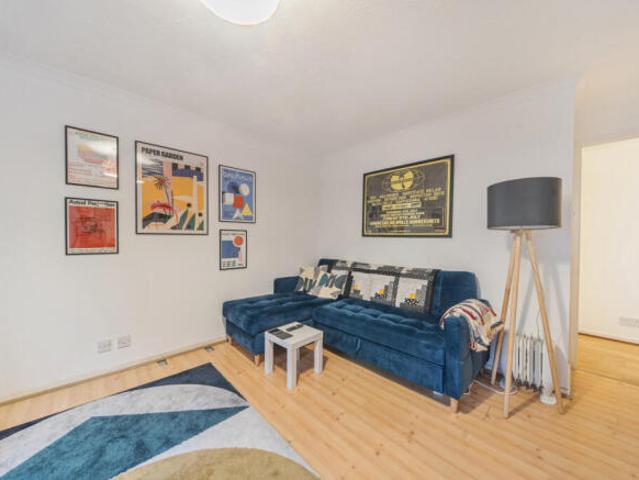 Apartment for sale in London Borough of Lewisham, Greater London