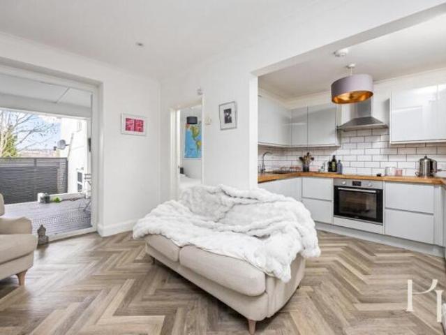 Apartment for sale in Round Hill, Brighton & Hove