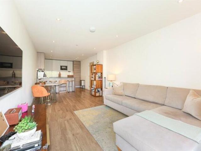 Apartment for sale in Beaufort Park, Greater London