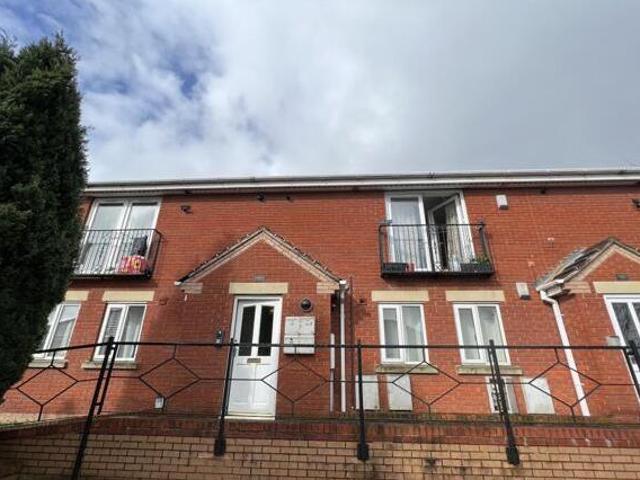 House for sale in Oakwell, South Yorkshire