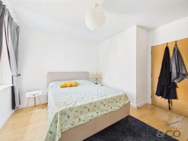 Apartment for sale in St Albans, Five Acres