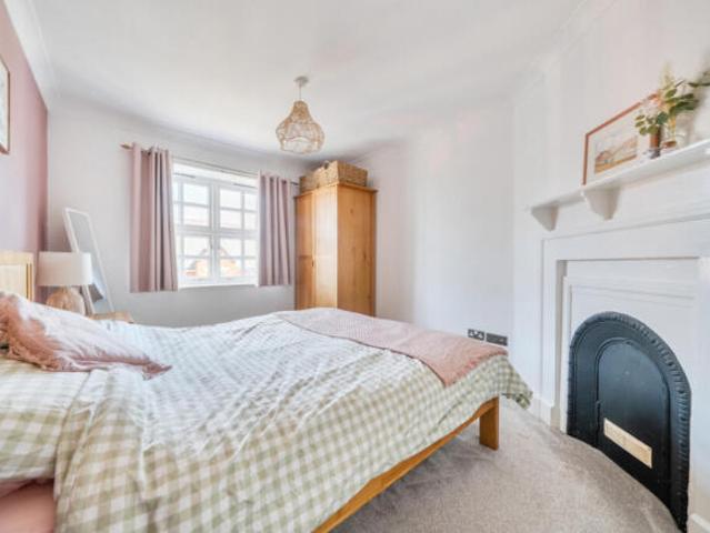 Apartment for sale in The Slade, Oxfordshire