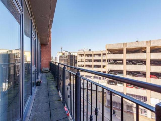 Apartment for sale in Ropewalks, Calderstones