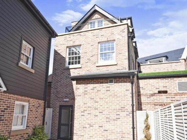 House for sale in Great Burstead, Billericay