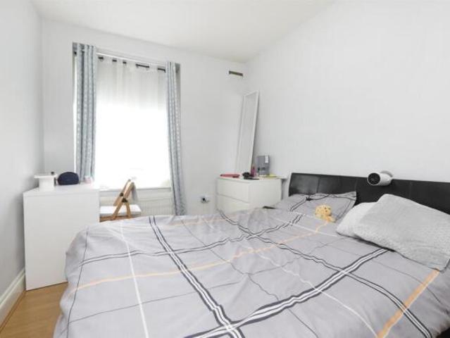 Apartment for sale in Elephant and Castle, Greater London