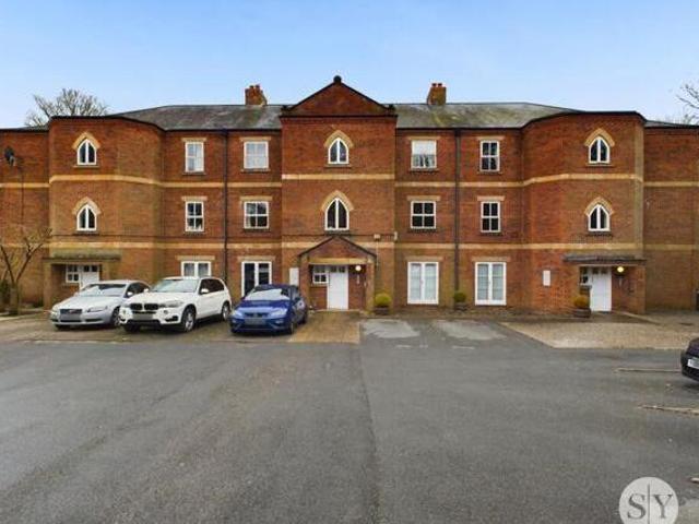 House for sale in Four Lane Ends, Blackburn
