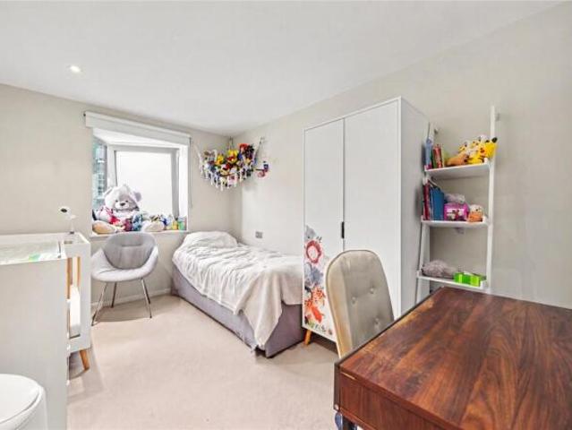 Apartment for sale in Cat Hill