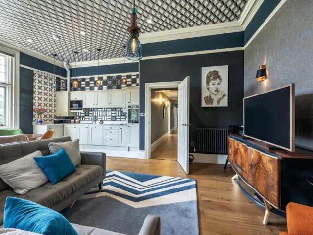 Apartment for sale in Blossomfield, West Midlands