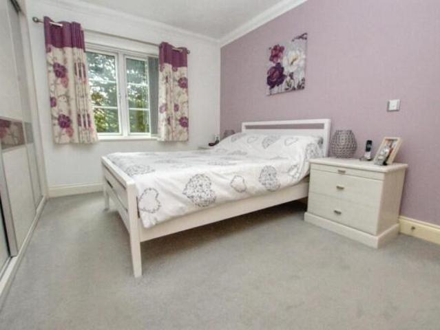Apartment for sale in Helford, Hampshire