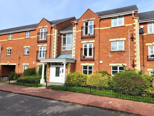 Apartment for sale in Warrington