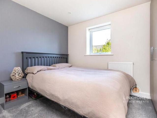 Apartment for sale in Poole