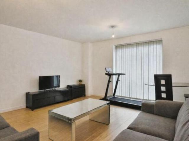 Apartment for sale in Richmond Hill, West Yorkshire
