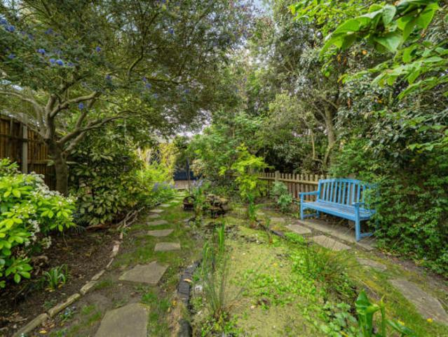 Apartment for sale in Barnehurst, Greater London