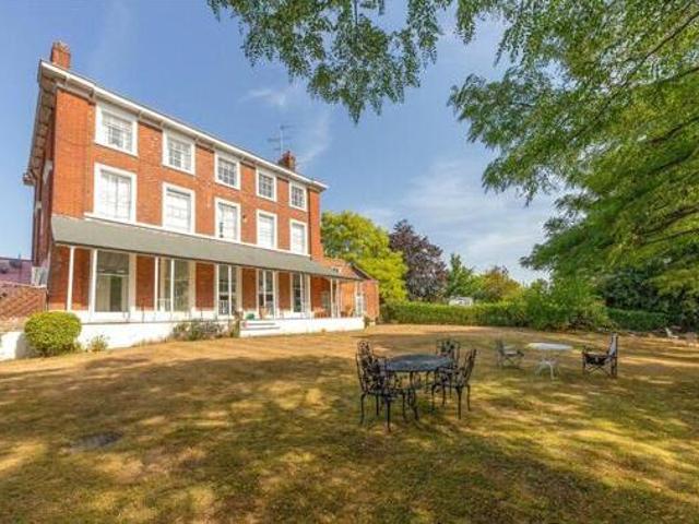 House for sale in Bracknell