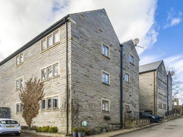 House for sale in Broad Folds, Queensbury