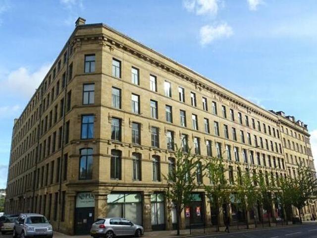 House for sale in West Yorkshire