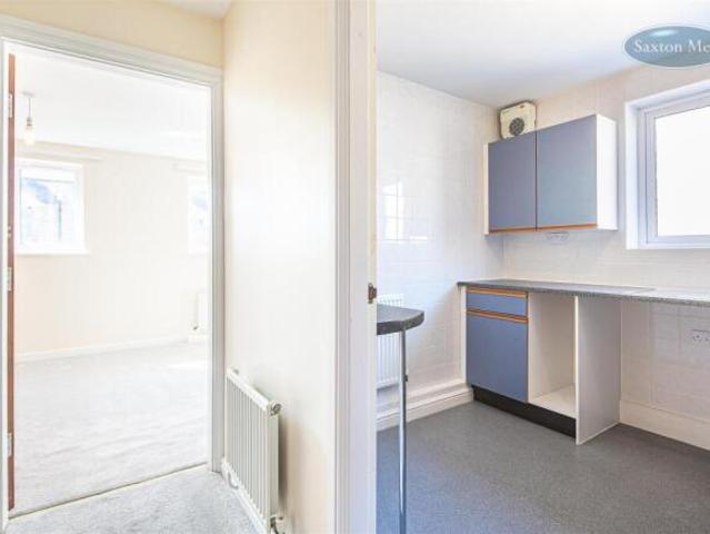 Apartment for sale in Crookes, South Yorkshire