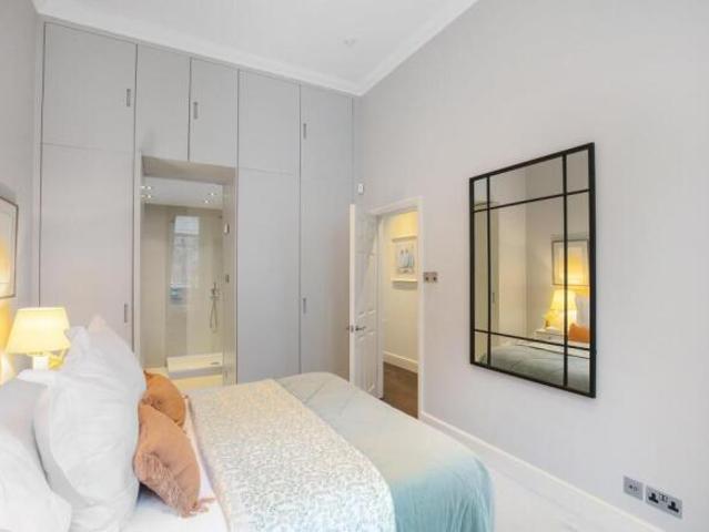 Apartment for sale in Cat Hill