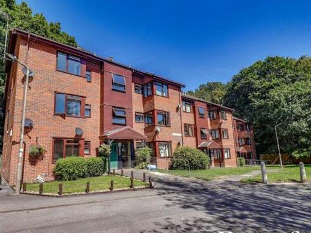 House for sale in Hutton Mount, Navestock Side