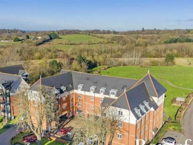 House for sale in Navestock Side, Essex