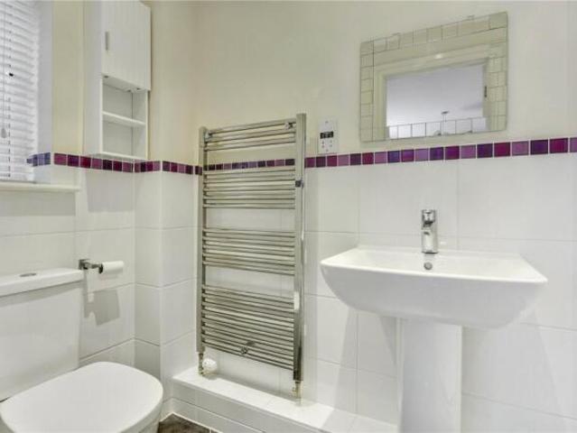 Apartment for sale in East Bank, Norfolk