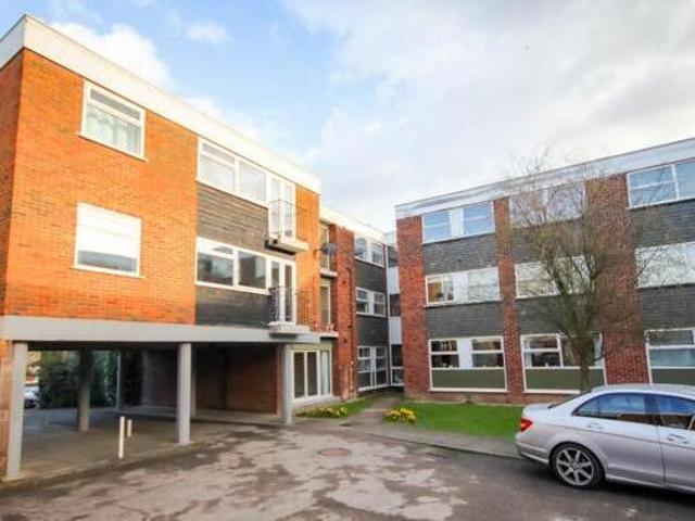 House for sale in Navestock Side, Essex